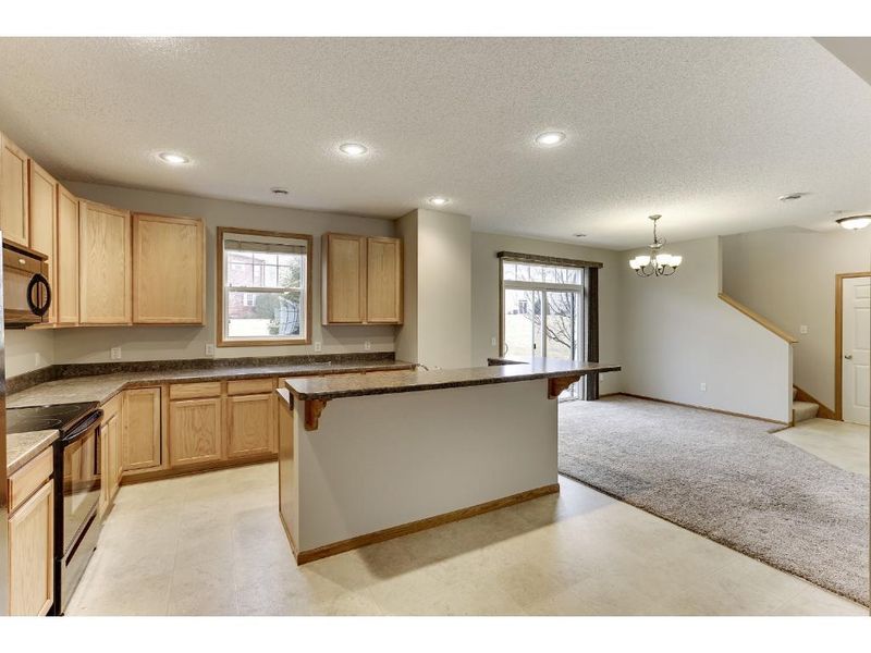 634 Tiffany Ln, Waconia, MN 55387