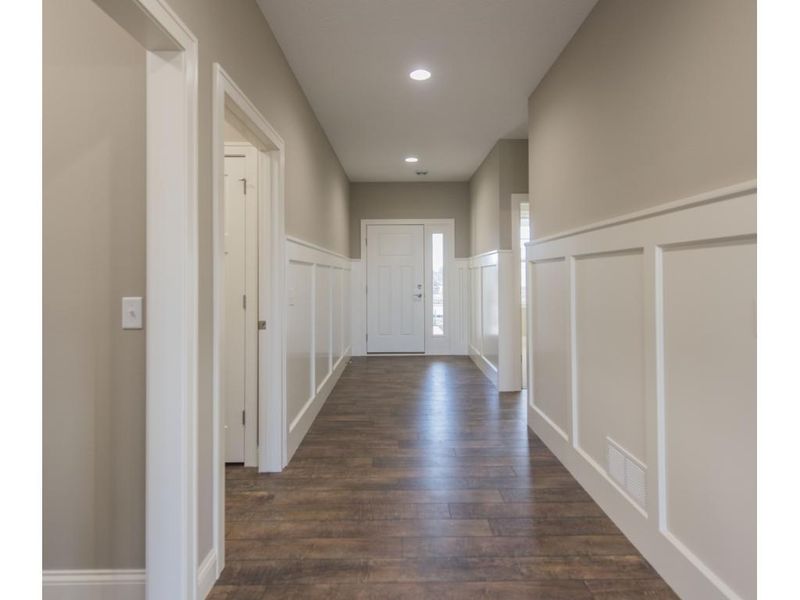 23308 Aspen Ln, Rogers, MN 55374