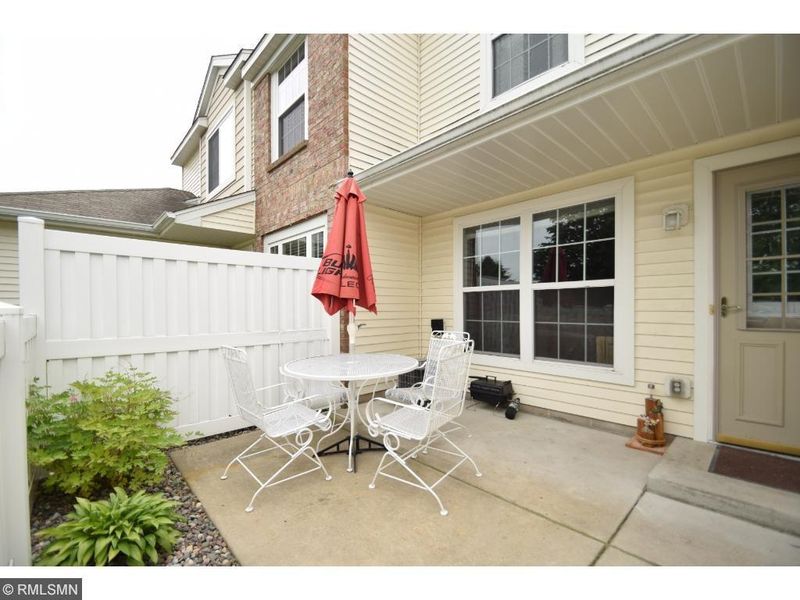 10104 Fillmore St NE #B, Blaine, MN 55434