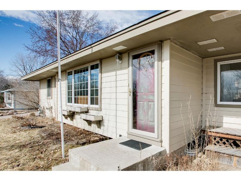 1645 Gervais Ave E, Maplewood, MN 55109