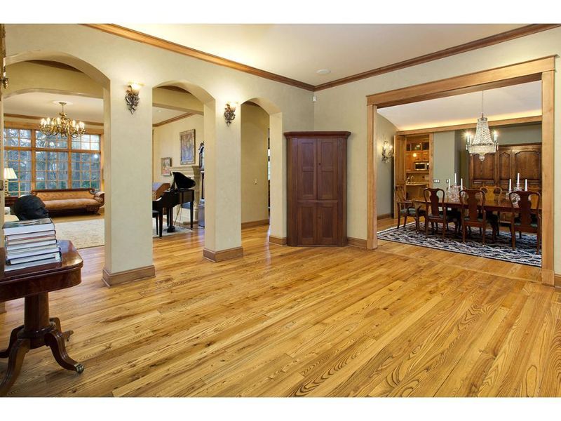 4801 W Sunnyslope Rd, Edina, MN 55424