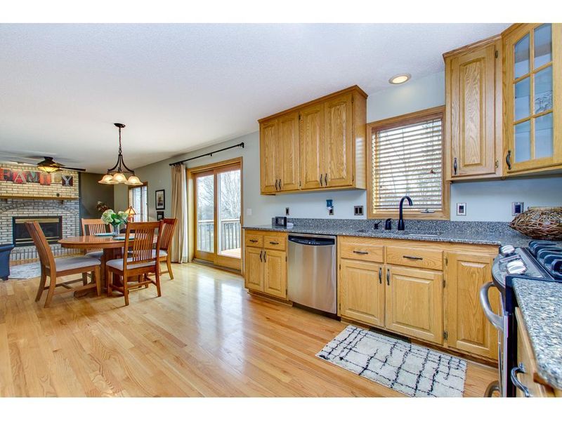 134 Ridge Way, Mahtomedi, MN 55115