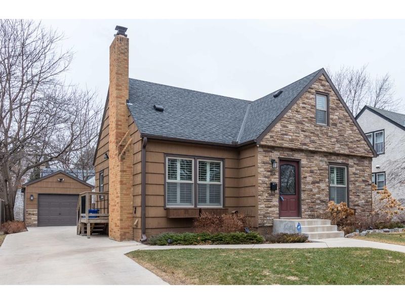 555 Cretin Ave S, Saint Paul, MN 55116