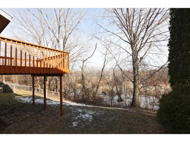 1351 Knoll Dr, Shoreview, MN 55126