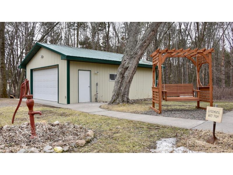 7604 7th St N, Princeton, MN 55371