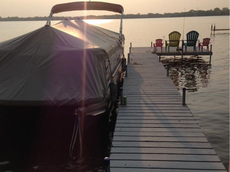7383 N Shore Trl, Forest Lake, MN 55025
