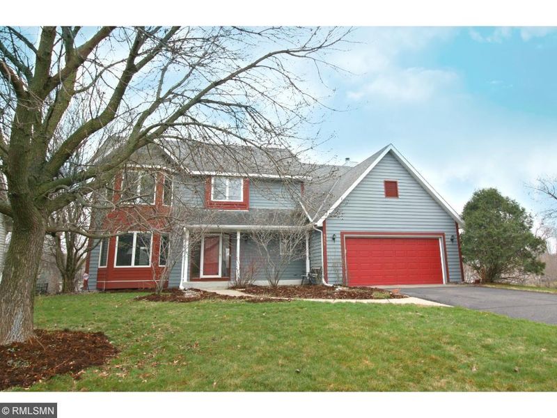 9656 Hillingdon Rd, Woodbury, MN 55125