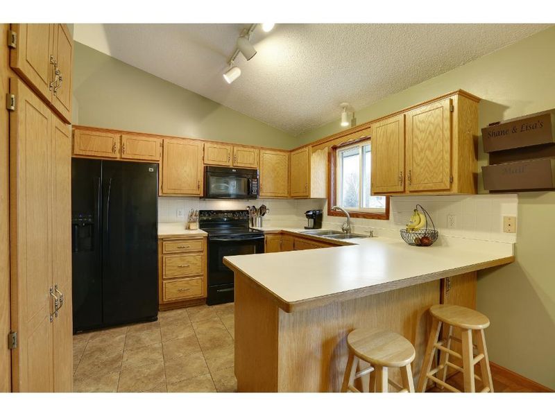12130 Wedgewood Dr NW, Coon Rapids, MN 55433