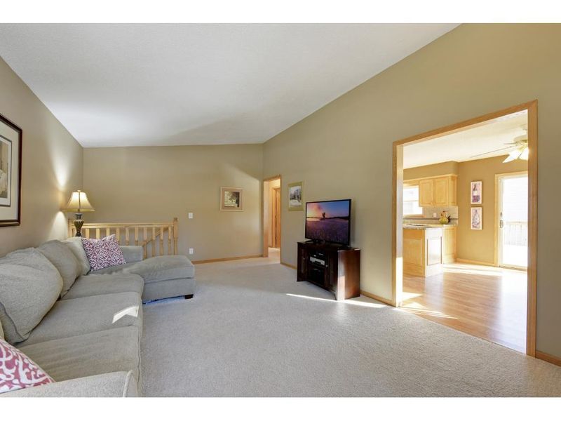 6620 Meadowlark Ln N, Maple Grove, MN 55369