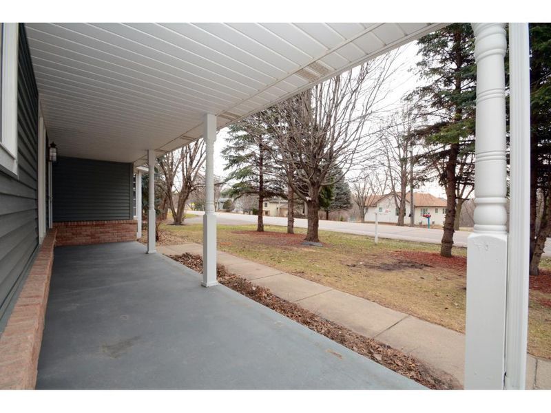 3015 Labore Rd, Little Canada, MN 55109