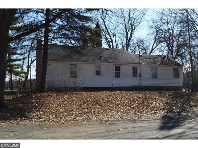 601 Elm Pl, Excelsior, MN 55331