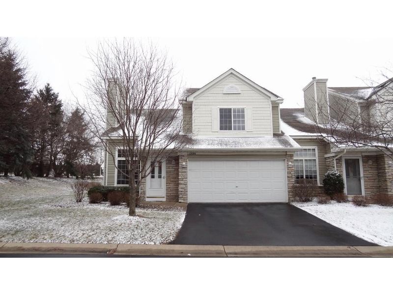 15086 Dunwood Trl, Apple Valley, MN 55124