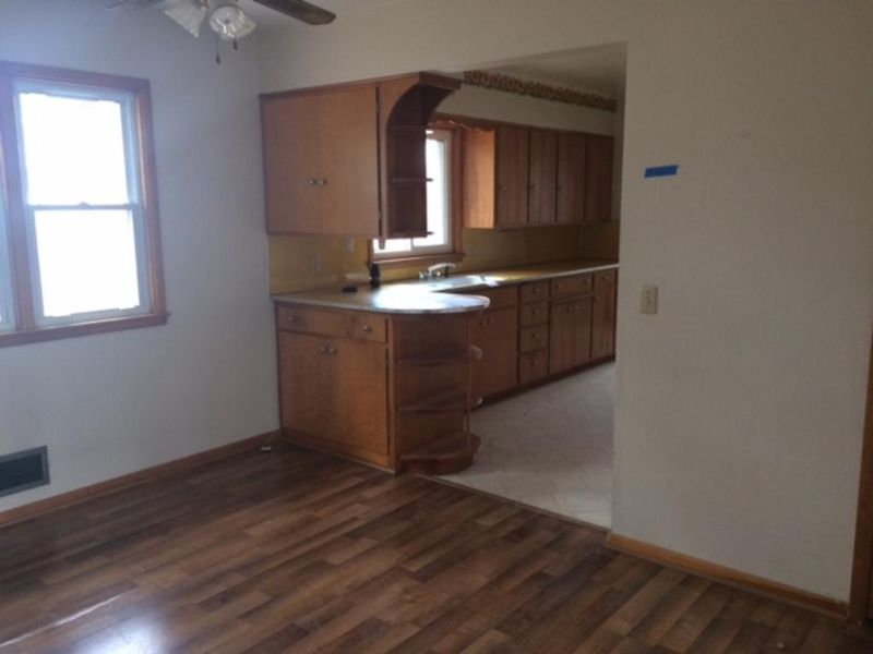 224 Thomas Ave, Owatonna, MN 55060