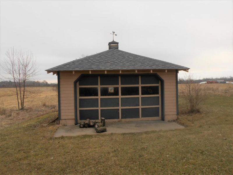 213 N Main St, Upsala, MN 56384