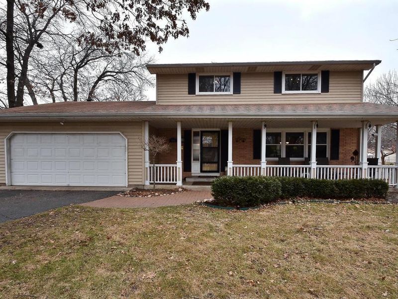 9008 48th Ave N, New Hope, MN 55428