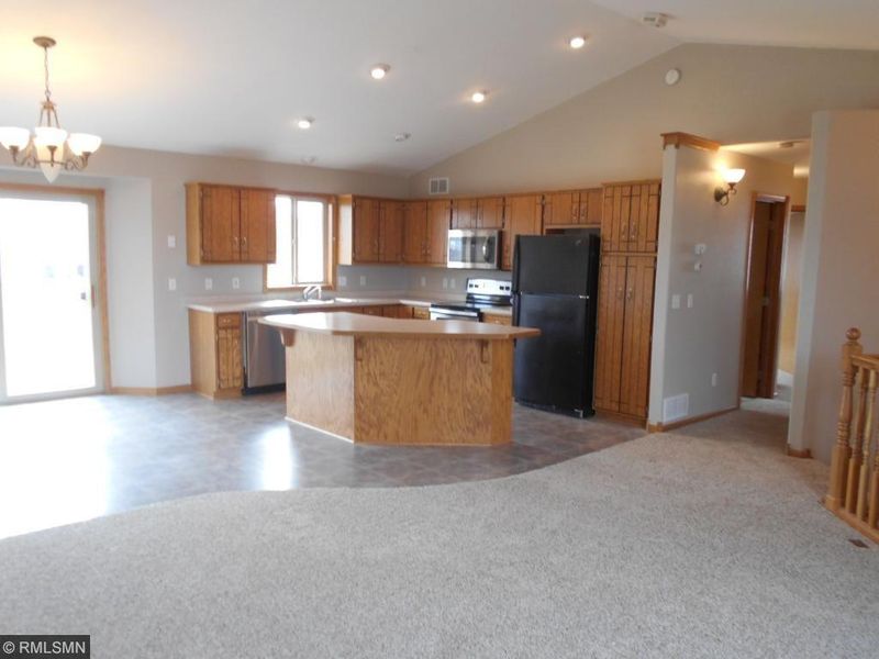 618 Gumtree St NE, Saint Joseph, MN 56374