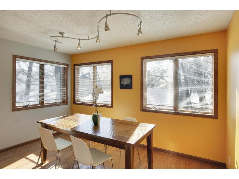 1709 Eagle Ln, Mound, MN 55364