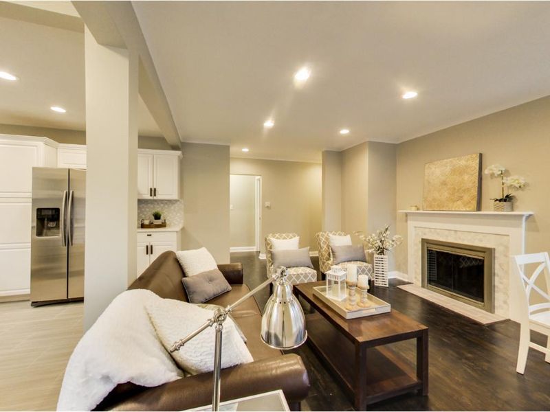 2543 Meridian Dr, Golden Valley, MN 55422