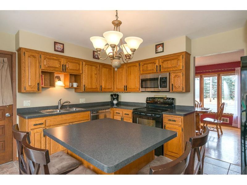 4375 Rahn Rd, Eagan, MN 55122