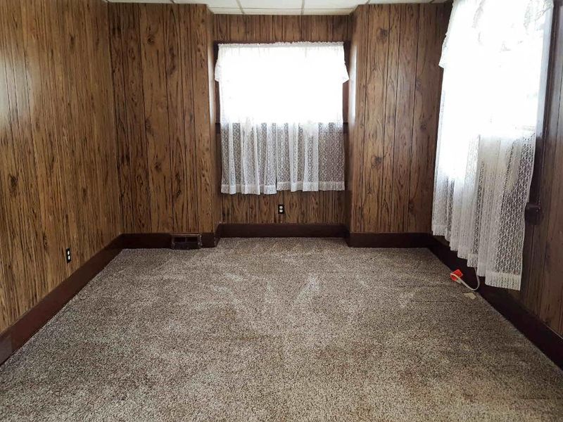 309 Main St W, Nevis, MN 56467