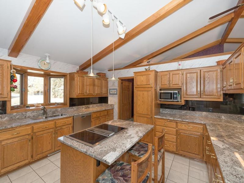 816 Barton Ave NW, Buffalo, MN 55313
