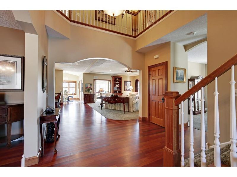 875 Mark Avenue Ct N, Lake Elmo, MN 55042
