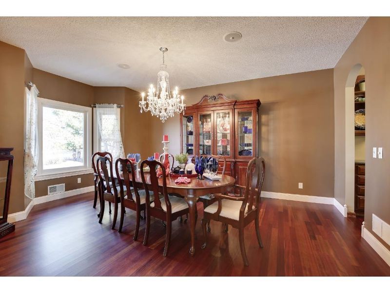875 Mark Avenue Ct N, Lake Elmo, MN 55042
