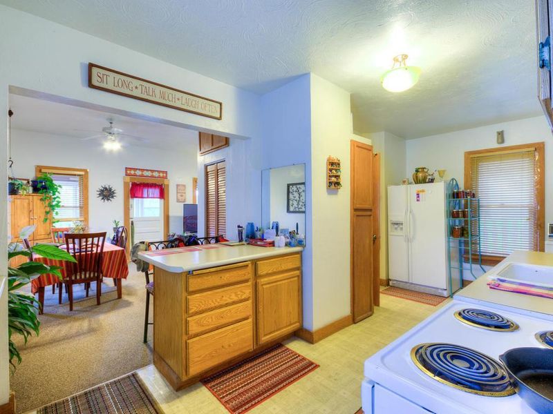 23385 Union Trl, Belle Plaine, MN 56011