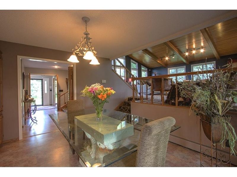 32941 Palm St NW, Cambridge, MN 55008