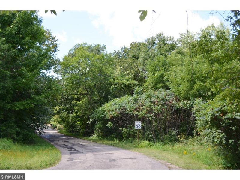 3xxx Togo Rd, Wayzata, MN 55391
