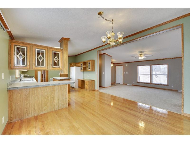 17583 130th St, Hutchinson, MN 55350