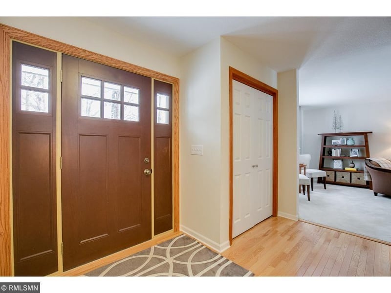 2220 Woodchuck Ct, Lino Lakes, MN 55110
