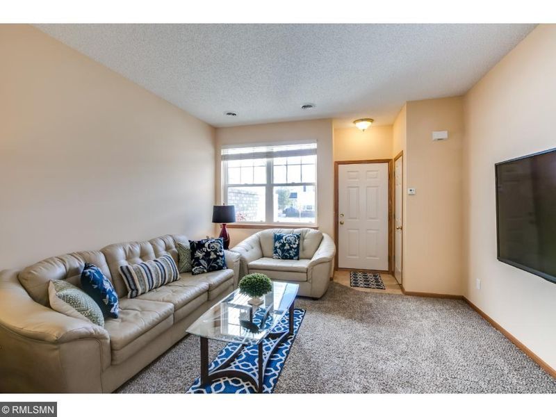 11181 204th St W, Lakeville, MN 55044