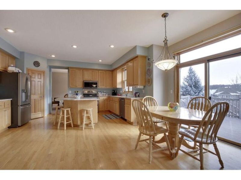 4618 Summit Ps, Eagan, MN 55122