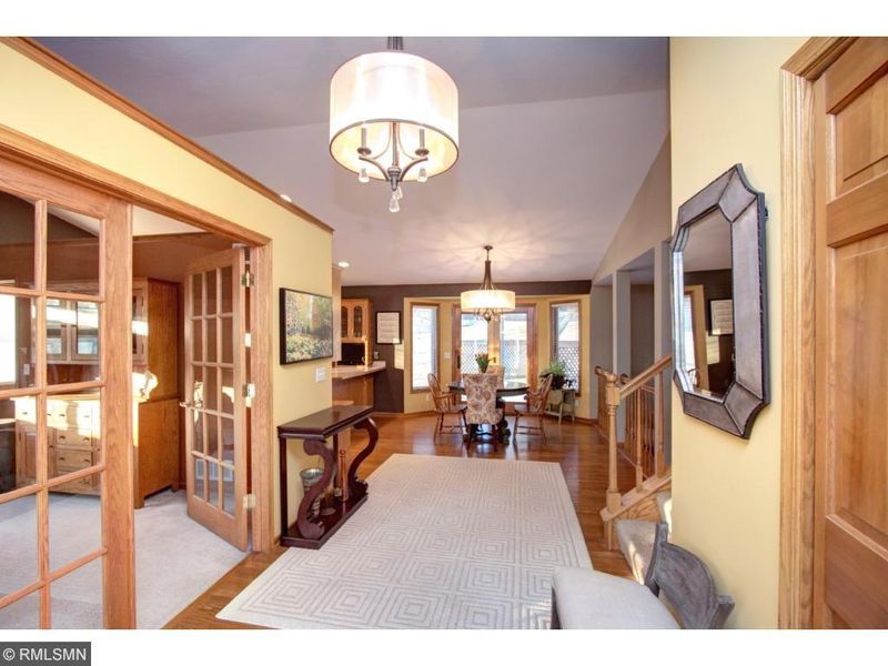 4376 South River Rn, Savage, MN 55378