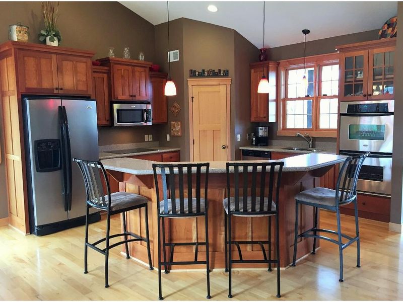 4300 204th Ln NW, Oak Grove, MN 55303