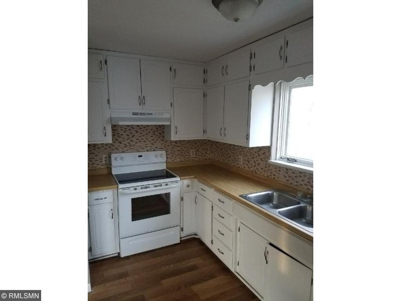 130 12th St, Albany, MN 56307