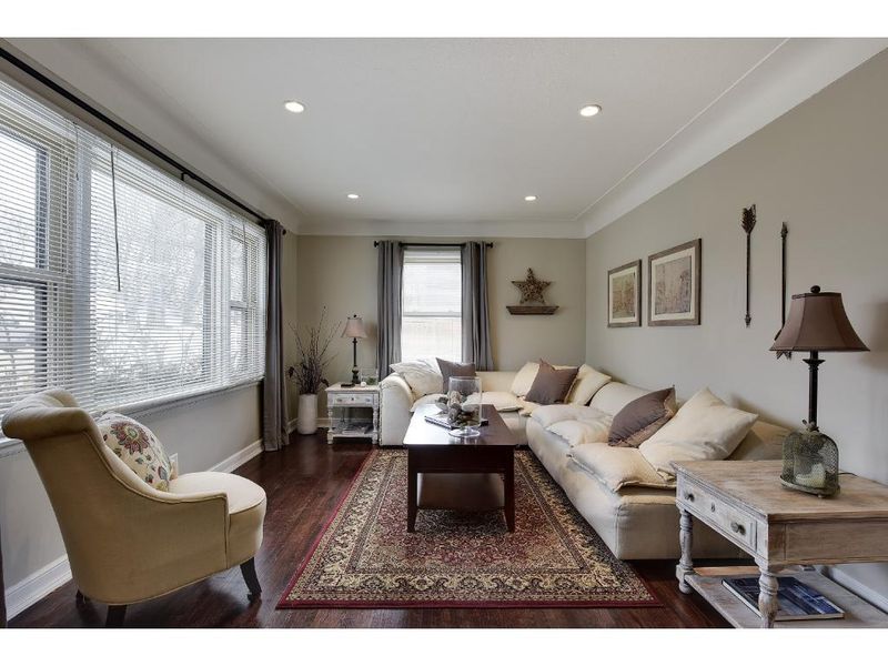 4846 Birchwood Ln, Minnetonka, MN 55343