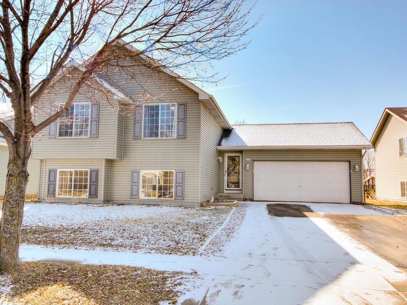 1012 Oak St, Farmington, MN 55024