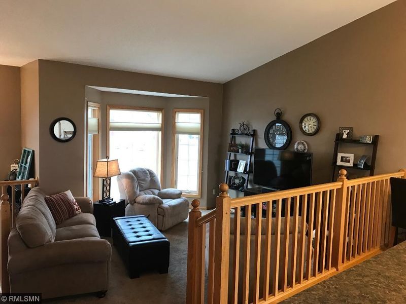 812 Harrison Dr, Big Lake, MN 55309