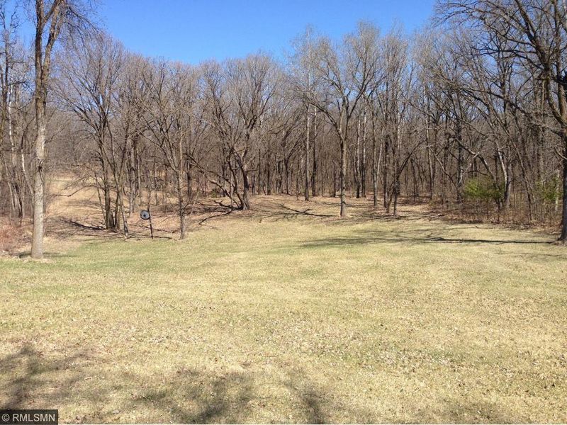 28751 Ottawa Dr, Browerville, MN 56438