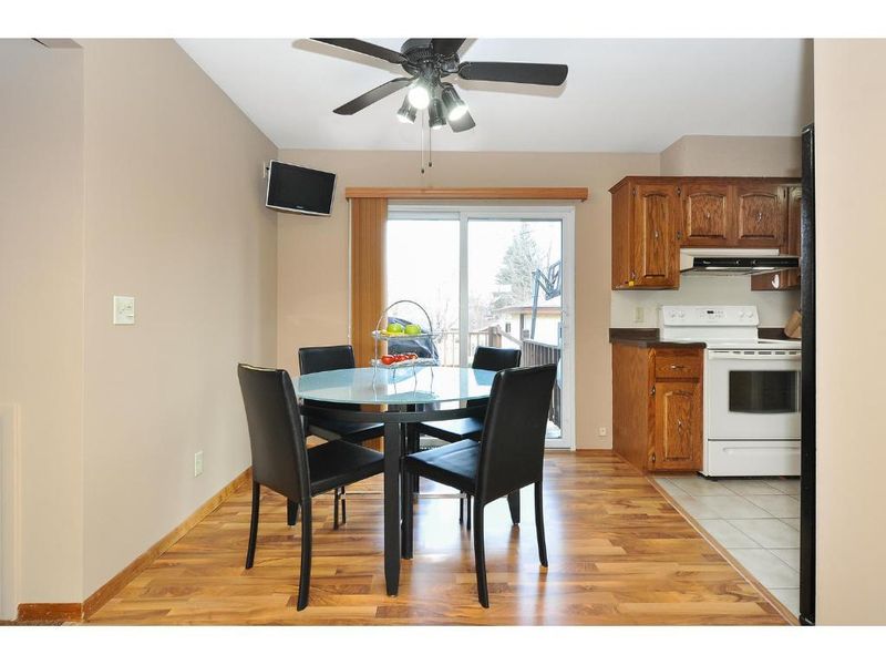 4208 Louisiana Ave N, Crystal, MN 55428