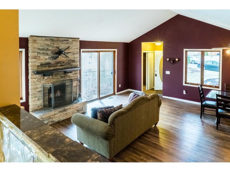 6111 Concord Hill Ln, Minnetonka, MN 55345