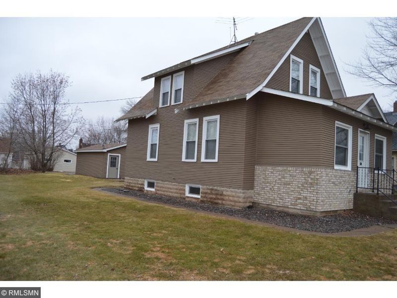 430 2 Avenue NW, Milaca, MN 56353