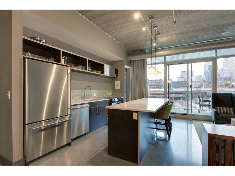 345 6th Ave N #304, Minneapolis, MN 55401