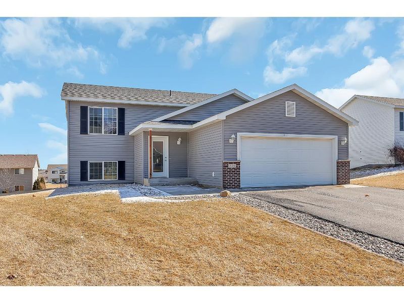 224 17th Ave SE, Saint Joseph, MN 56374