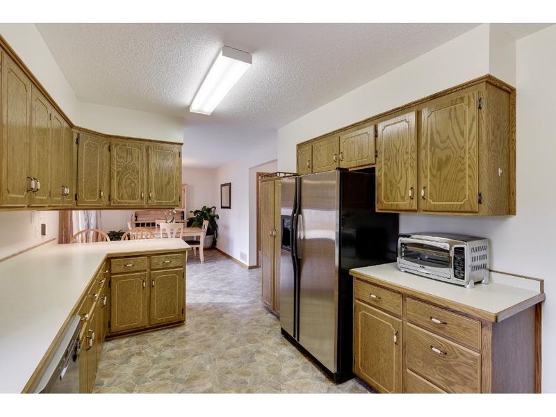 724 Monroe St, Anoka, MN 55303