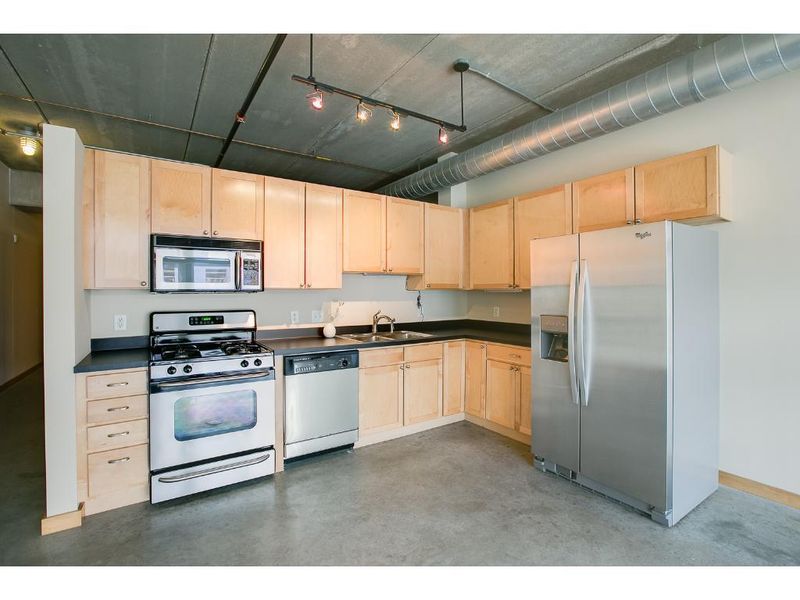 710 N 4th St #211, Minneapolis, MN 55401