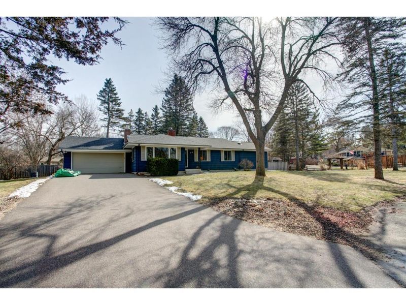 3514 Kohnens Cir, Minnetonka, MN 55305
