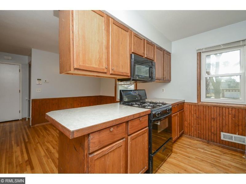 2941 109th Ave NW, Coon Rapids, MN 55433